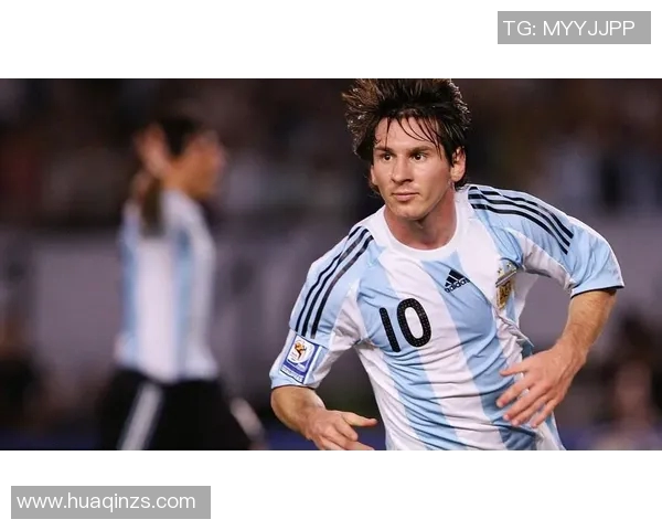 足球明星正版高清海报收藏指南让你尽享球场魅力与明星风采